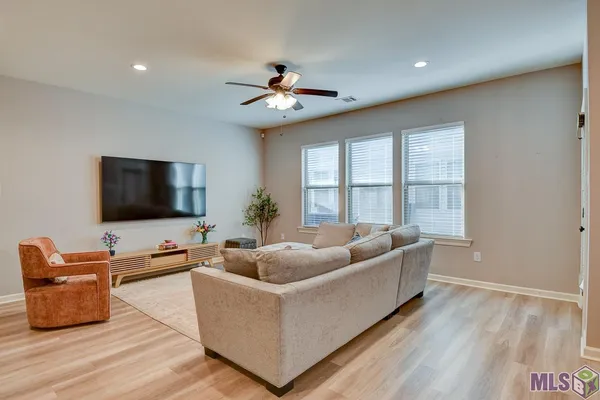 $339,000 | 1038 Creek Breeze Avenue, Baton Rouge, LA 70820