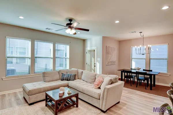 $339,000 | 1038 Creek Breeze Avenue, Baton Rouge, LA 70820