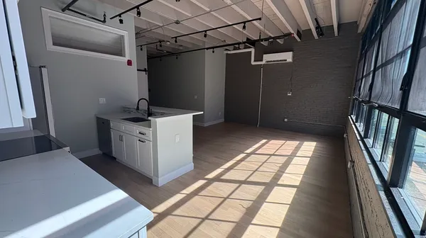 $2,700 | 199 Market Street, Unit 1, Lowell, MA 01852