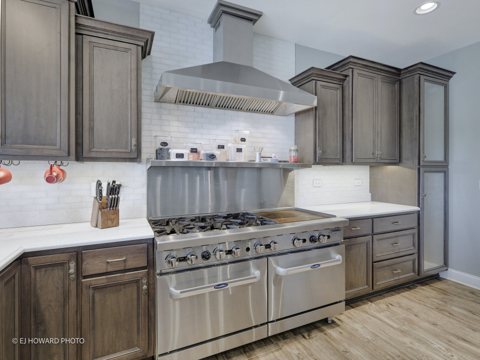 16308 Palomino Path Manhattan, IL 60442 - Photo 20 of 39 a kitchen with stainless steel appliances a sink a stove and a refrigerator