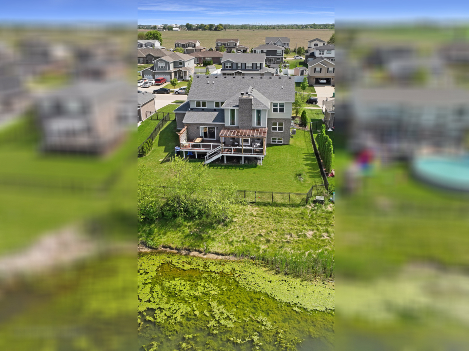 16308 Palomino Path Manhattan, IL 60442 - Photo 5 of 39 a view of a city