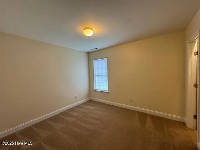 $1,950 | 113 Red Bird Lane, Hampstead, NC 28443