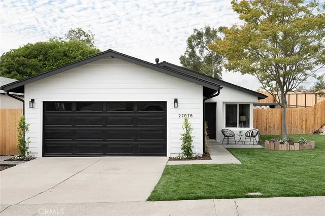 $1,369,000 | 27075 La Fuente, Mission Viejo, CA 92692