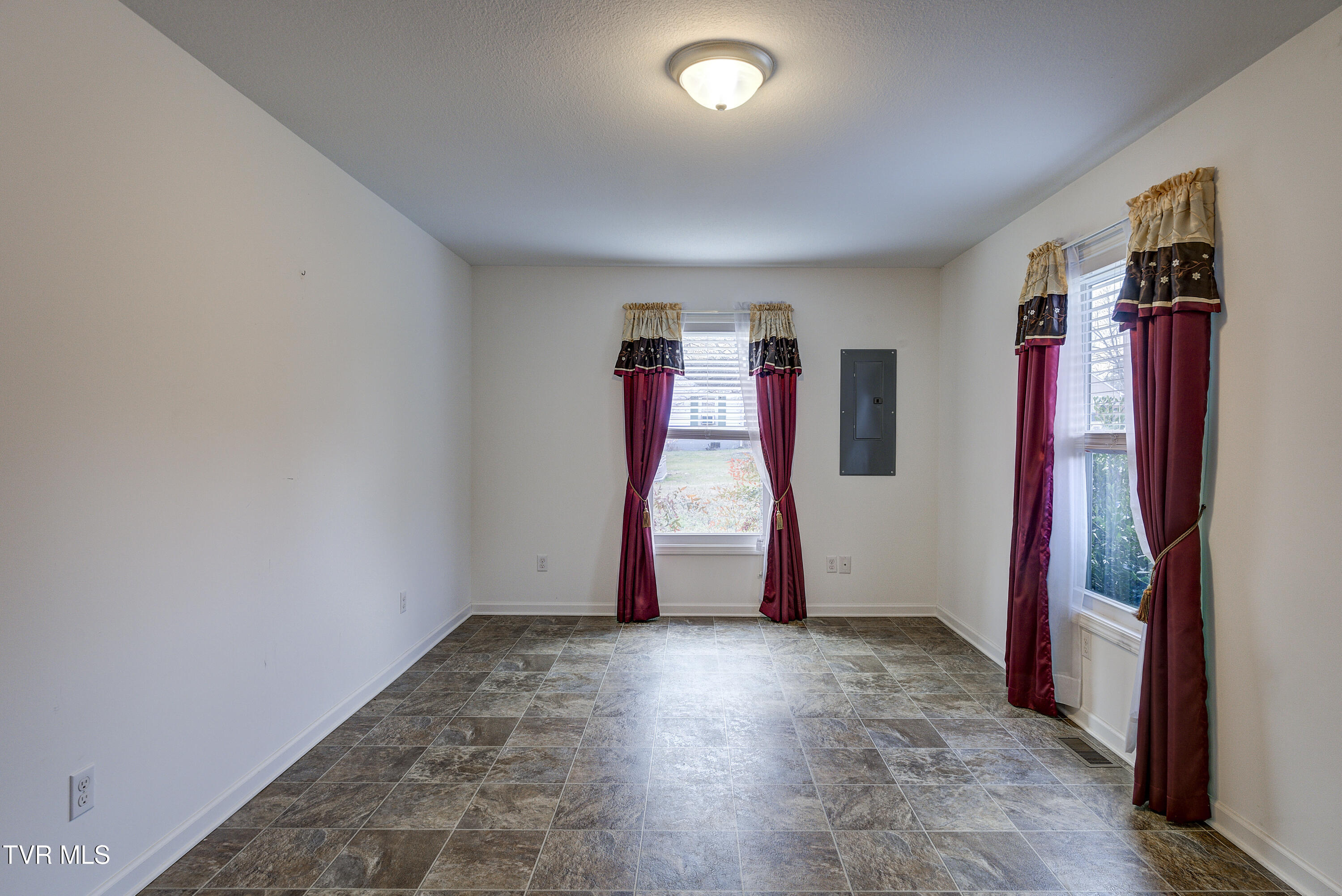 301 Carter Sells Road Johnson City, TN 37604 - Photo 11 of 38 CarterSells-2