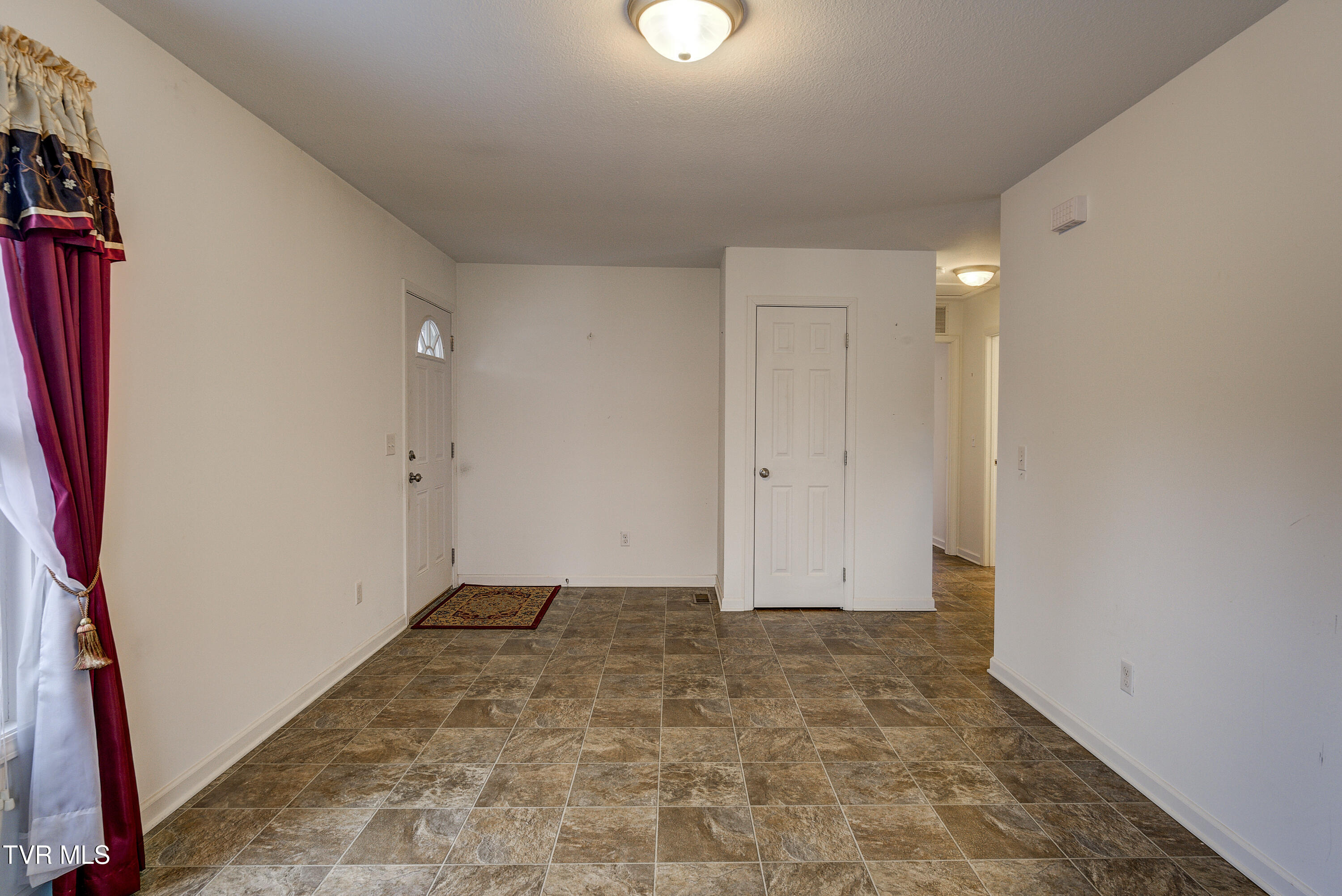 301 Carter Sells Road Johnson City, TN 37604 - Photo 12 of 38 CarterSells-3