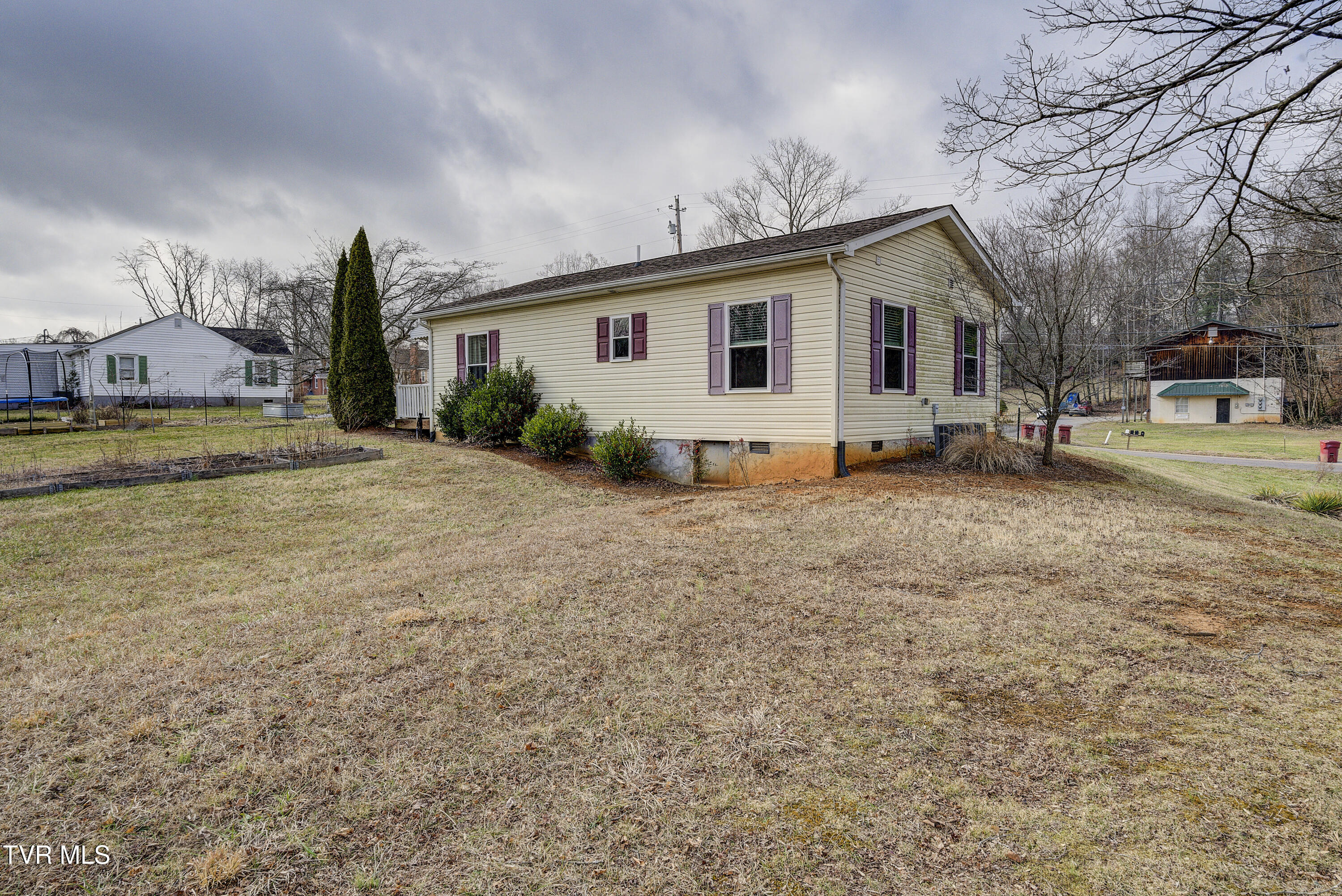 301 Carter Sells Road Johnson City, TN 37604 - Photo 33 of 38 CarterSells-26