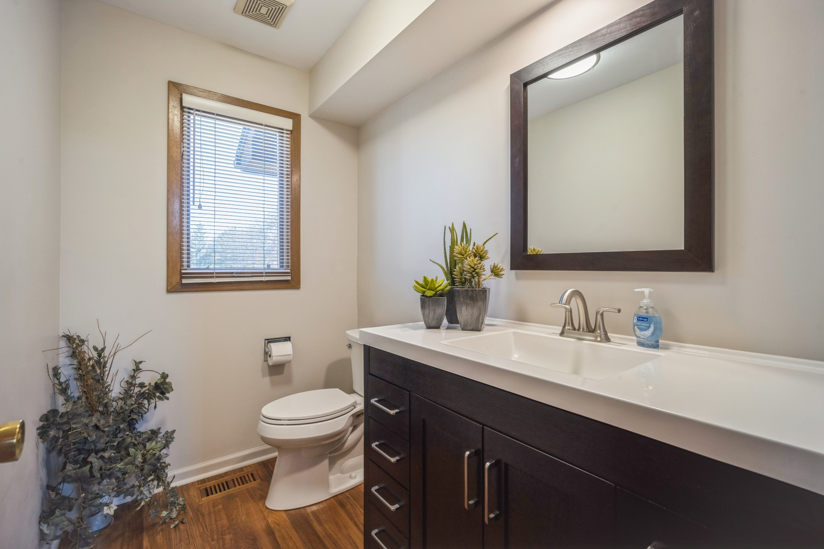 1013 Elmdale Road Glenview, IL 60025 - Photo 7 of 30