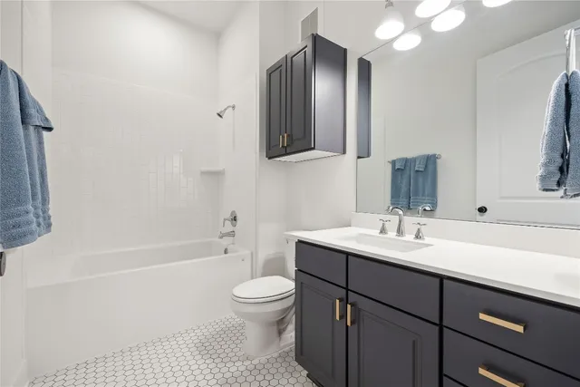 $2,500 | 4704 Sunset Trail, Unit 2301, Austin, TX 78745