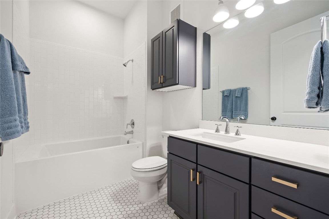 4704 Sunset Trail, Unit 2301 Austin, TX 78745 - Photo 11 of 21