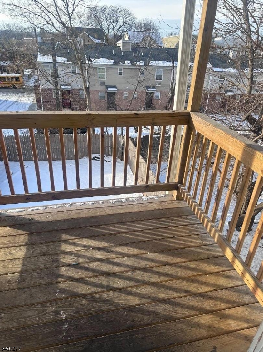 527 South 16th Street Newark, NJ 07103 - Photo 2 of 10