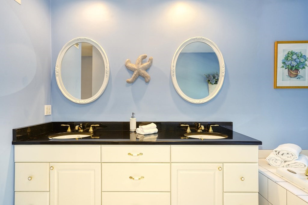 411 Robinson Road Boxborough, MA 01719 - Photo 18 of 41 Gallery Image 18