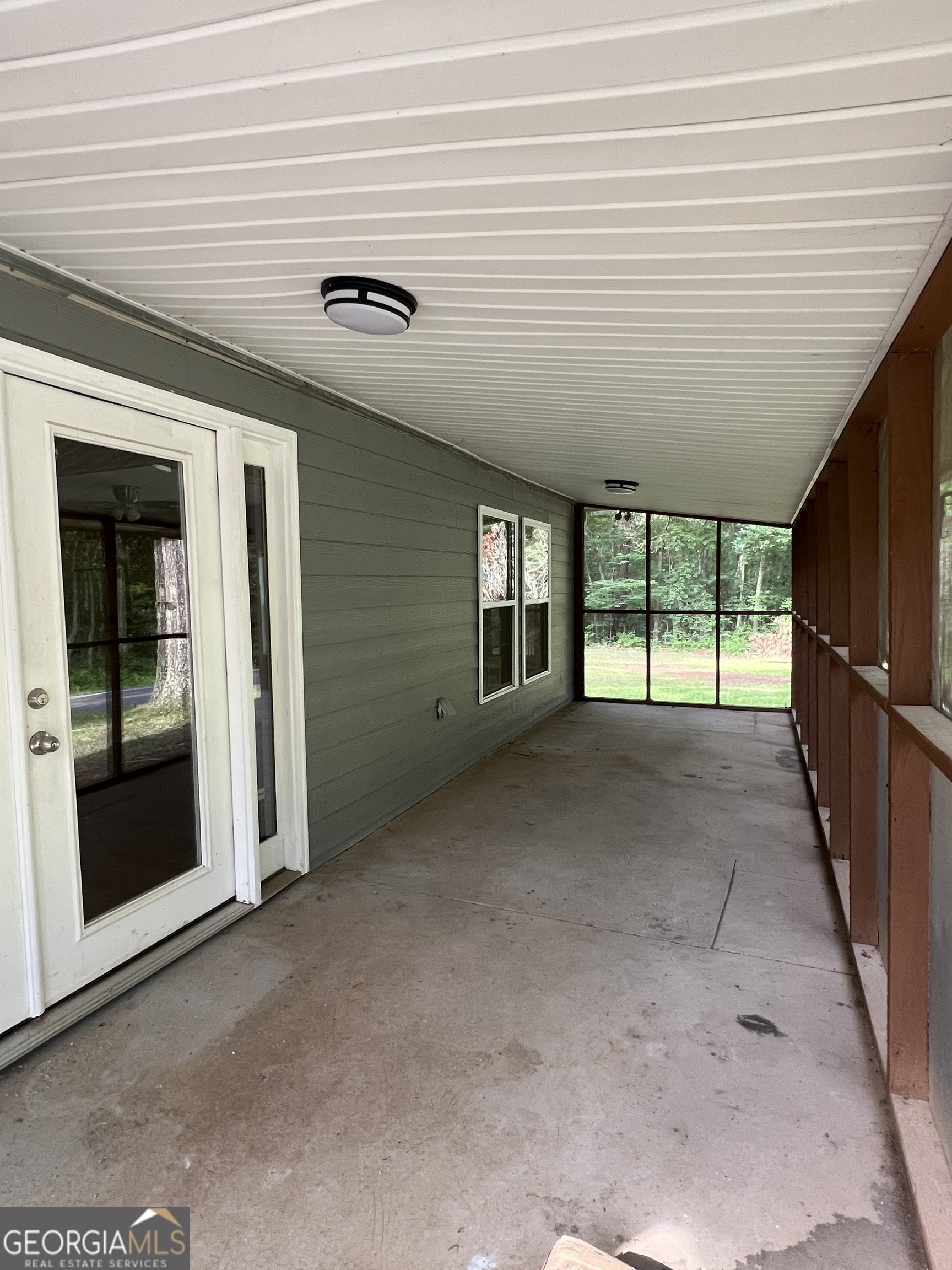 1014 Plowshare Road Carrollton, GA 30117 - Photo 3 of 13