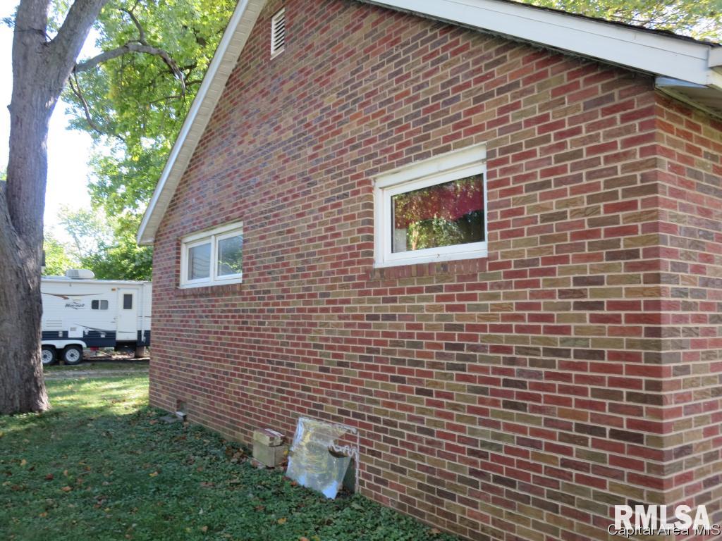 9 Branford Court Springfield, IL 62703 - Photo 4 of 30 Gallery Image 4