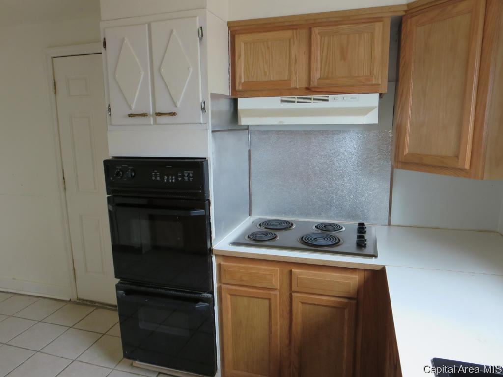 9 Branford Court Springfield, IL 62703 - Photo 8 of 30 Gallery Image 8