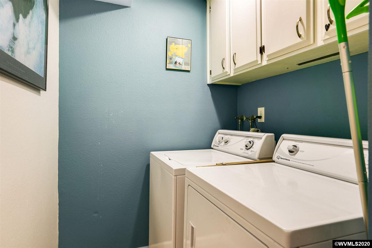 3756 Auburn Road Northeast Salem, OR 97301 - Photo 14 of 23 Gallery Image 14