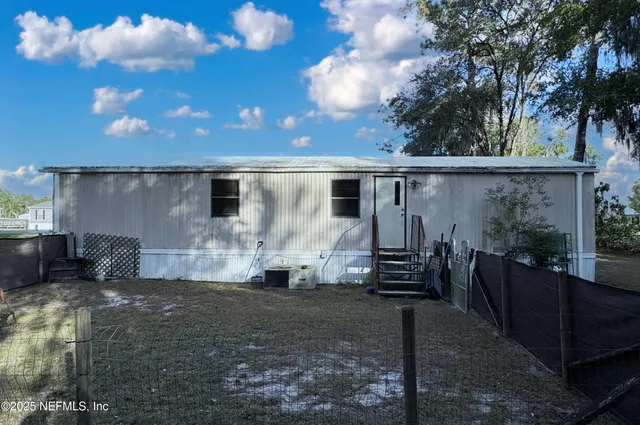 $119,900 | 159 Jewel Avenue, Interlachen, FL 32148