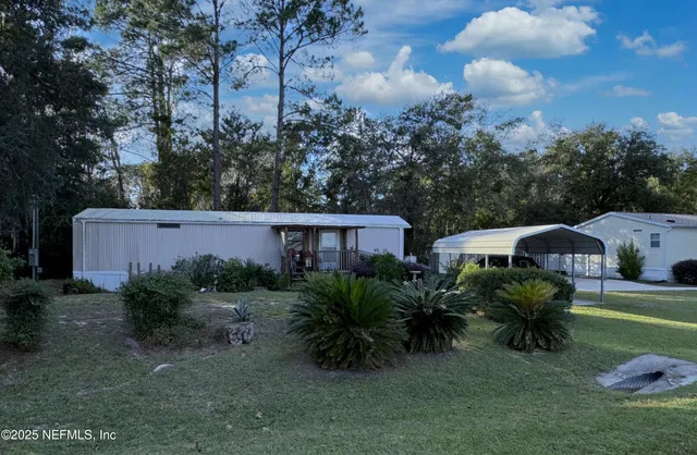 $119,900 | 159 Jewel Avenue, Interlachen, FL 32148