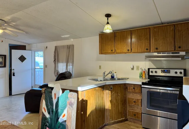 $119,900 | 159 Jewel Avenue, Interlachen, FL 32148