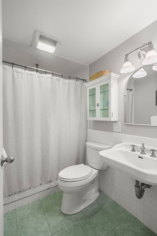 85 Broad Street Walpole, MA 02081 - Photo 26 of 41