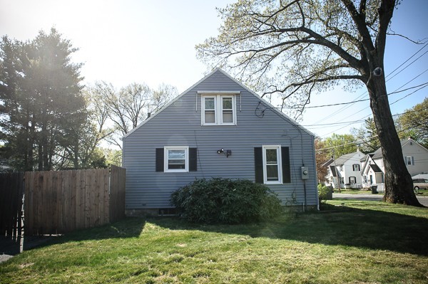 91 Connecticut Avenue Springfield, MA 01104 - Photo 4 of 29