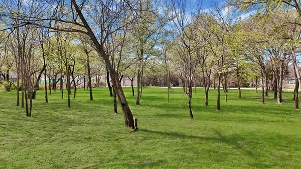 $165,000 | 1459 West Broad Street, Mansfield, TX 76063