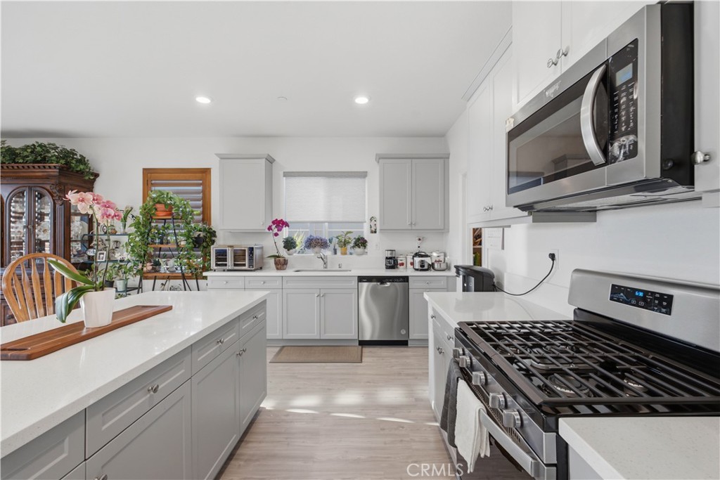 7675 Orangebrook Cove Riverside, CA 92507 - Photo 11 of 30