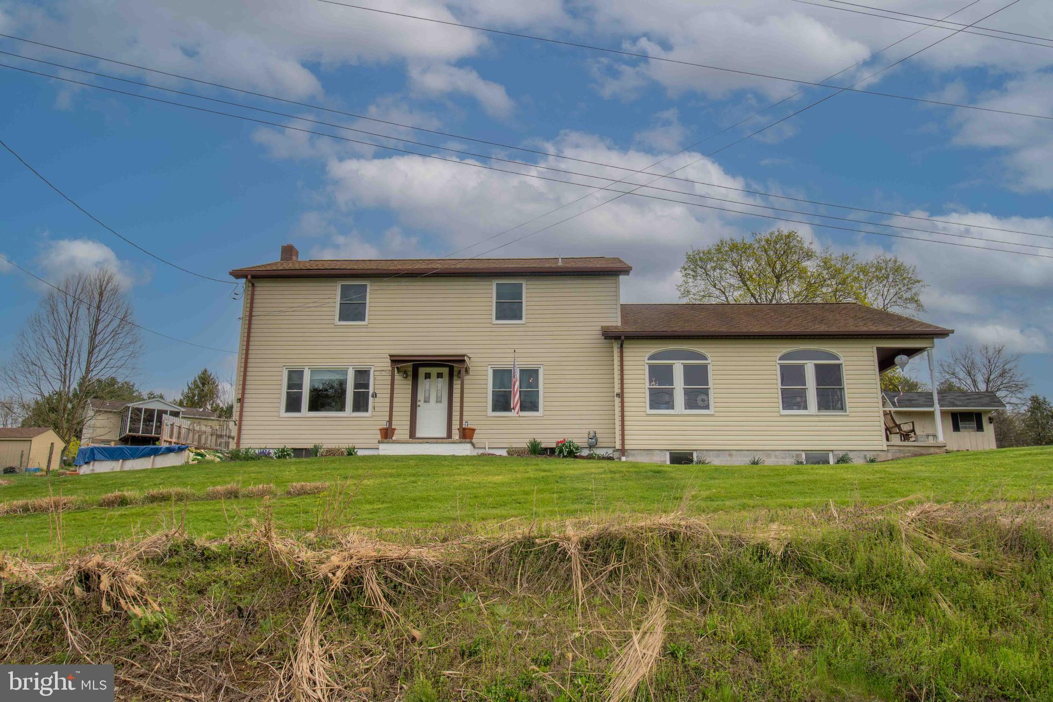 808 Valley Road York, PA 17403 - Photo 2 of 23 Gallery Image 2