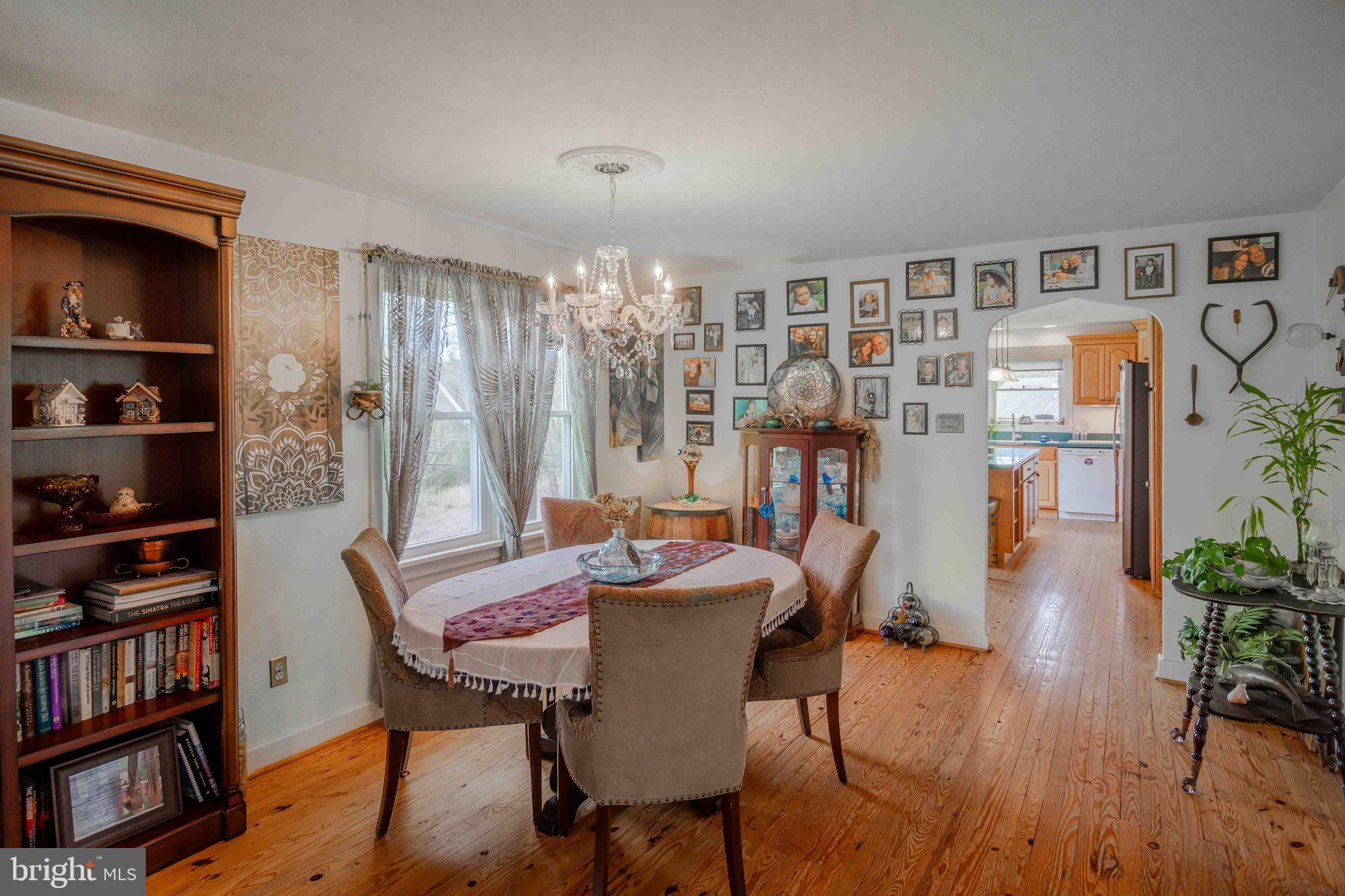 808 Valley Road York, PA 17403 - Photo 7 of 23 Gallery Image 7