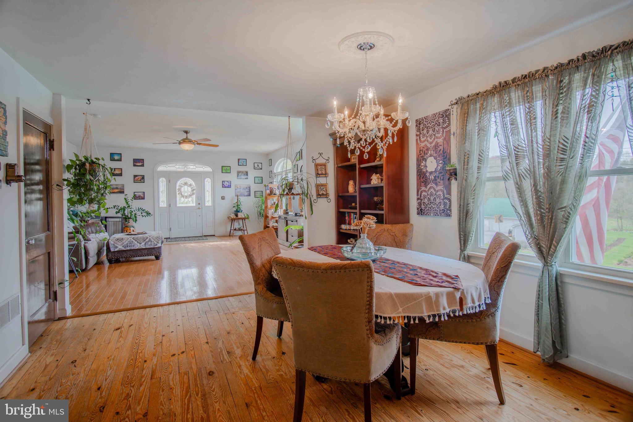 808 Valley Road York, PA 17403 - Photo 8 of 23 Gallery Image 8