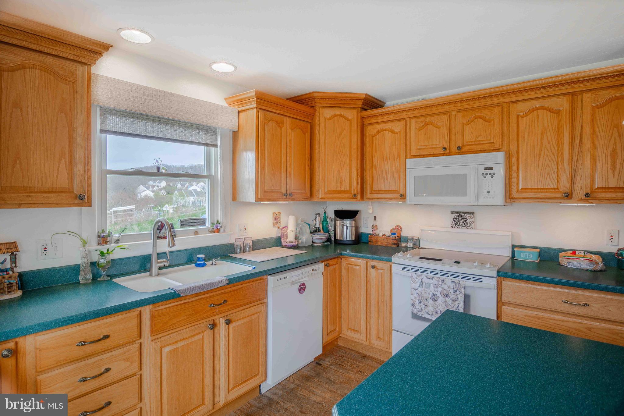 808 Valley Road York, PA 17403 - Photo 10 of 23 Gallery Image 10