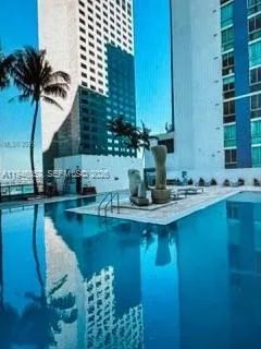 $2,400 | 325 South Biscayne Boulevard, Unit 2120, Miami, FL 33131