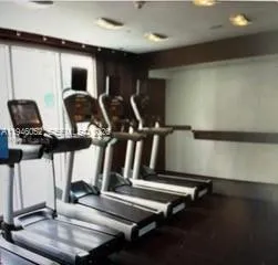 $2,400 | 325 South Biscayne Boulevard, Unit 2120, Miami, FL 33131