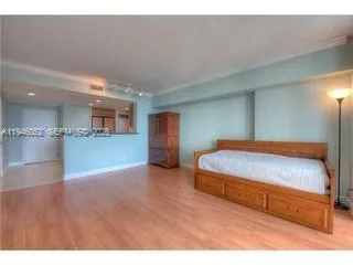 $2,400 | 325 South Biscayne Boulevard, Unit 2120, Miami, FL 33131