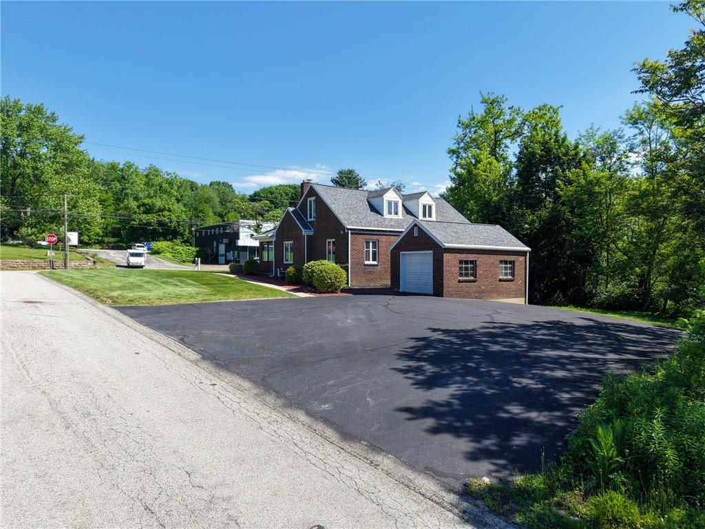 2550 Leechburg Road Lower Burrell, PA 15068 - Photo 5 of 34