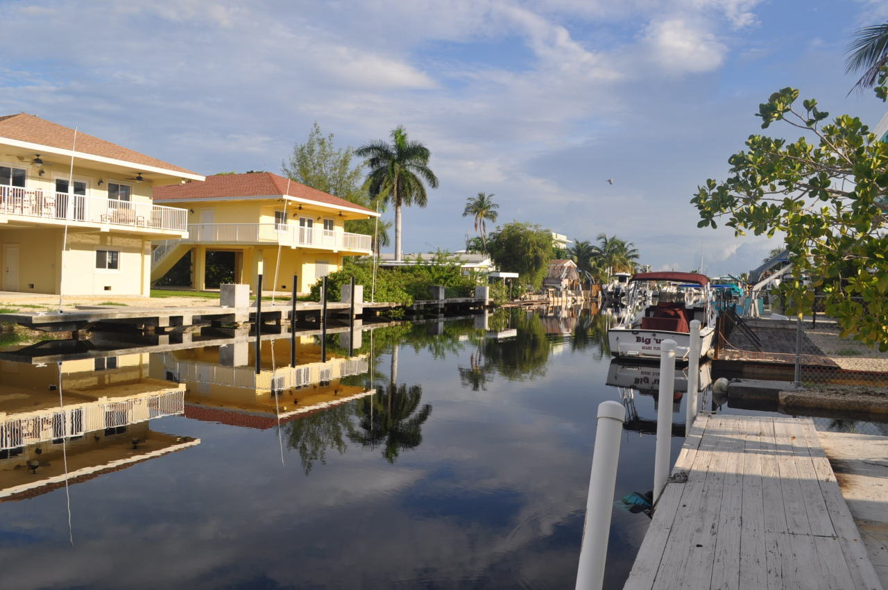 218 Lower Matecumbe Road Key Largo, FL 33037 - Photo 1 of 10 Canal View