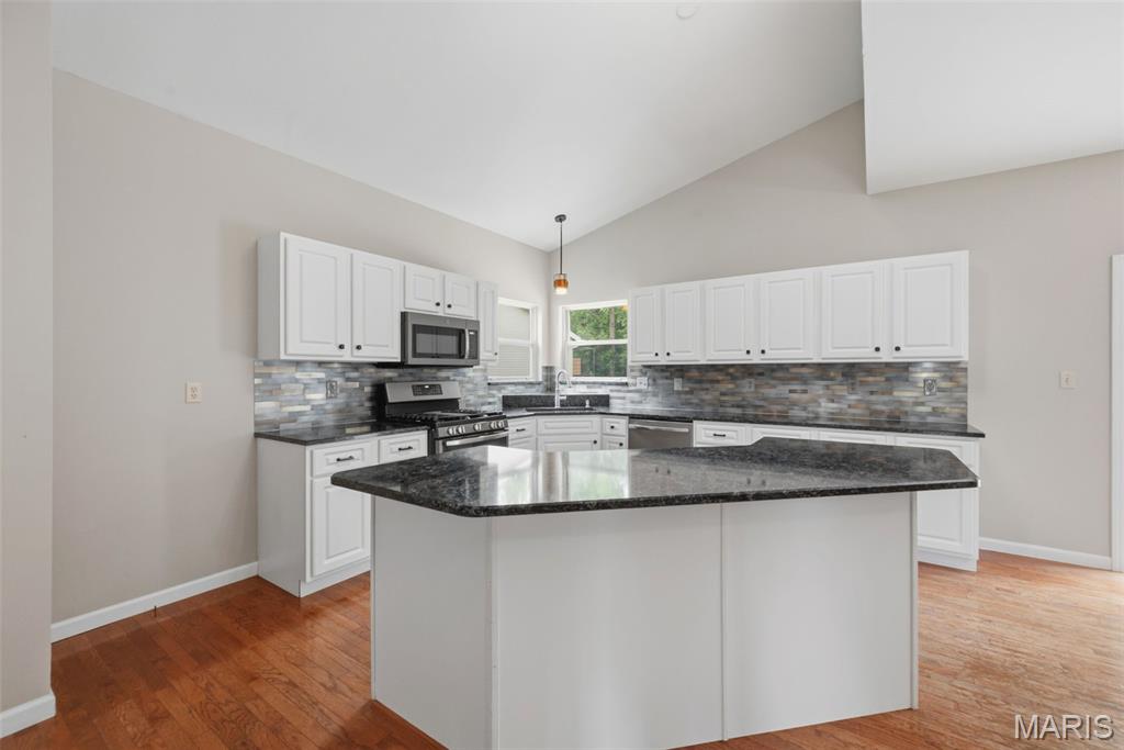 420 Rascal Crossing O'Fallon, MO 63366 - Photo 9 of 46