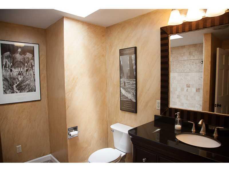 186 Flying Point Road Freeport, ME 04032 - Photo 17 of 30 Bathroom.