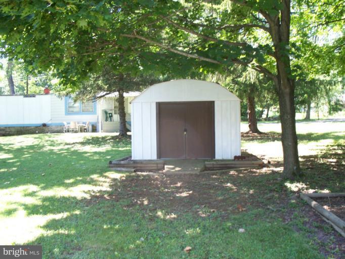 13301 Winchester Road Southwest Cumberland, MD 21502 - Photo 5 of 15 Exterior (General)