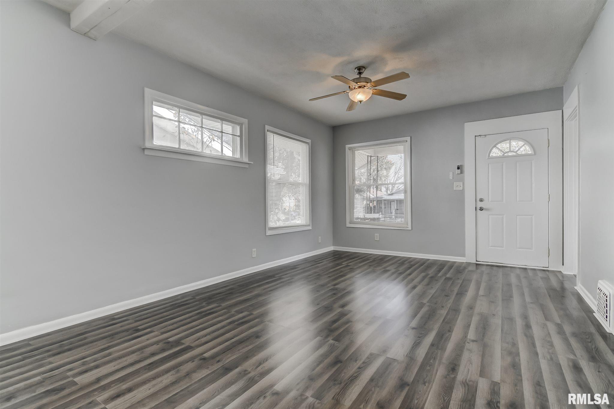 2109 South 5th Street Springfield, IL 62703 - Photo 5 of 36