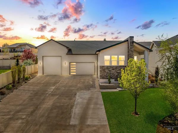 $840,000 | 3483 South Grenze Way, Meridian, ID 83642