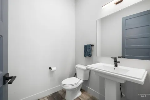 $840,000 | 3483 South Grenze Way, Meridian, ID 83642