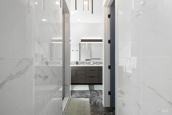 $840,000 | 3483 South Grenze Way, Meridian, ID 83642