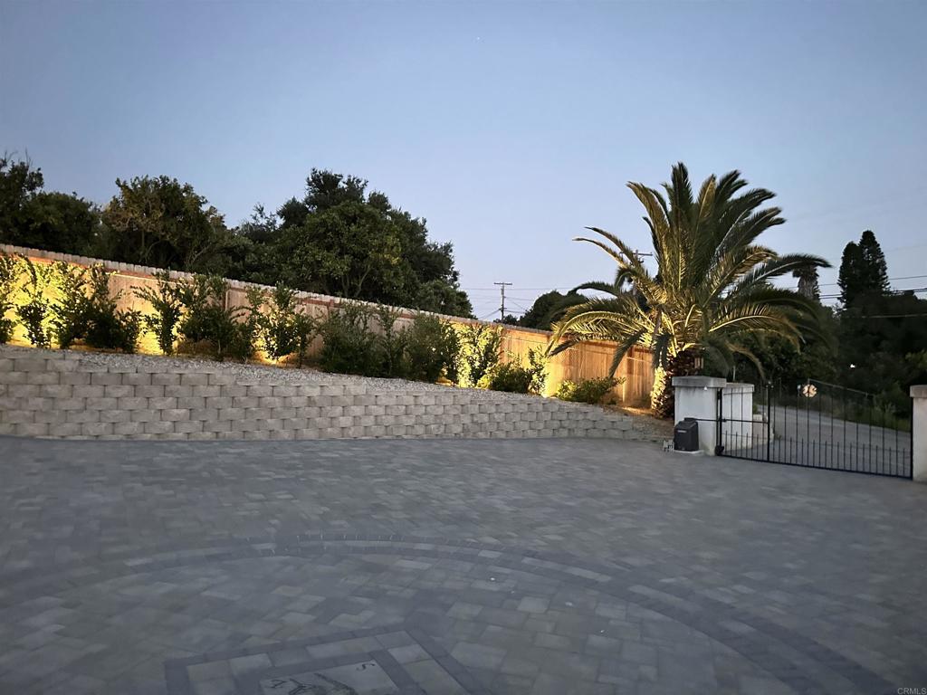 1001 Riverview Drive Fallbrook, CA 92028 - Photo 21 of 36 a view of balcony with a yard