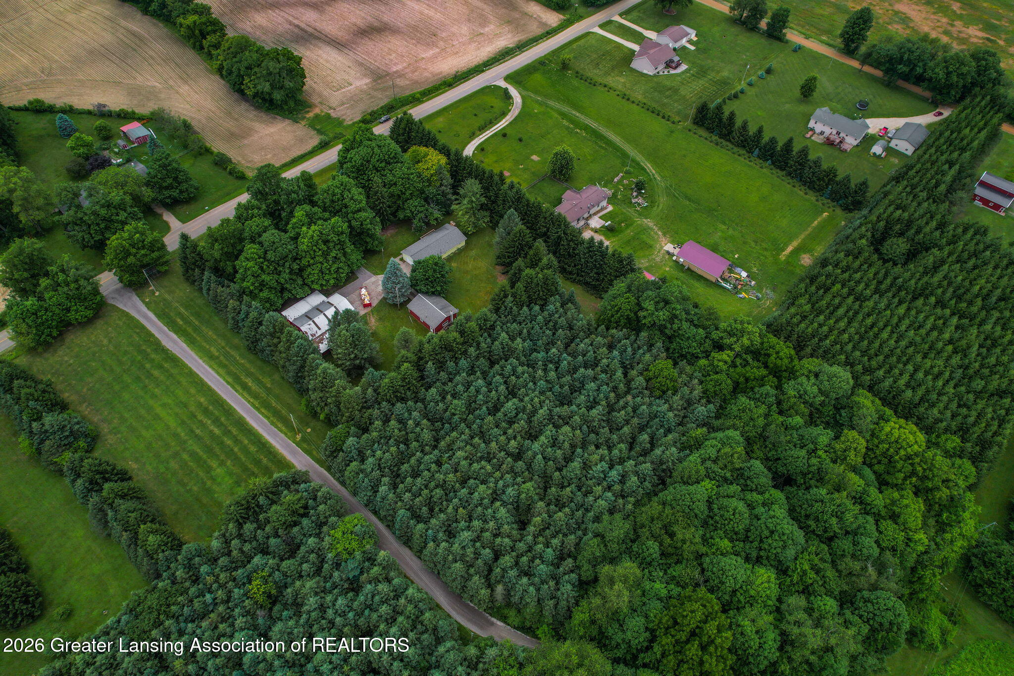 916 North Ainger Road Charlotte, MI 48813 - Photo 6 of 43 6-web-or-mls-dji_fly_20260624_095034_386