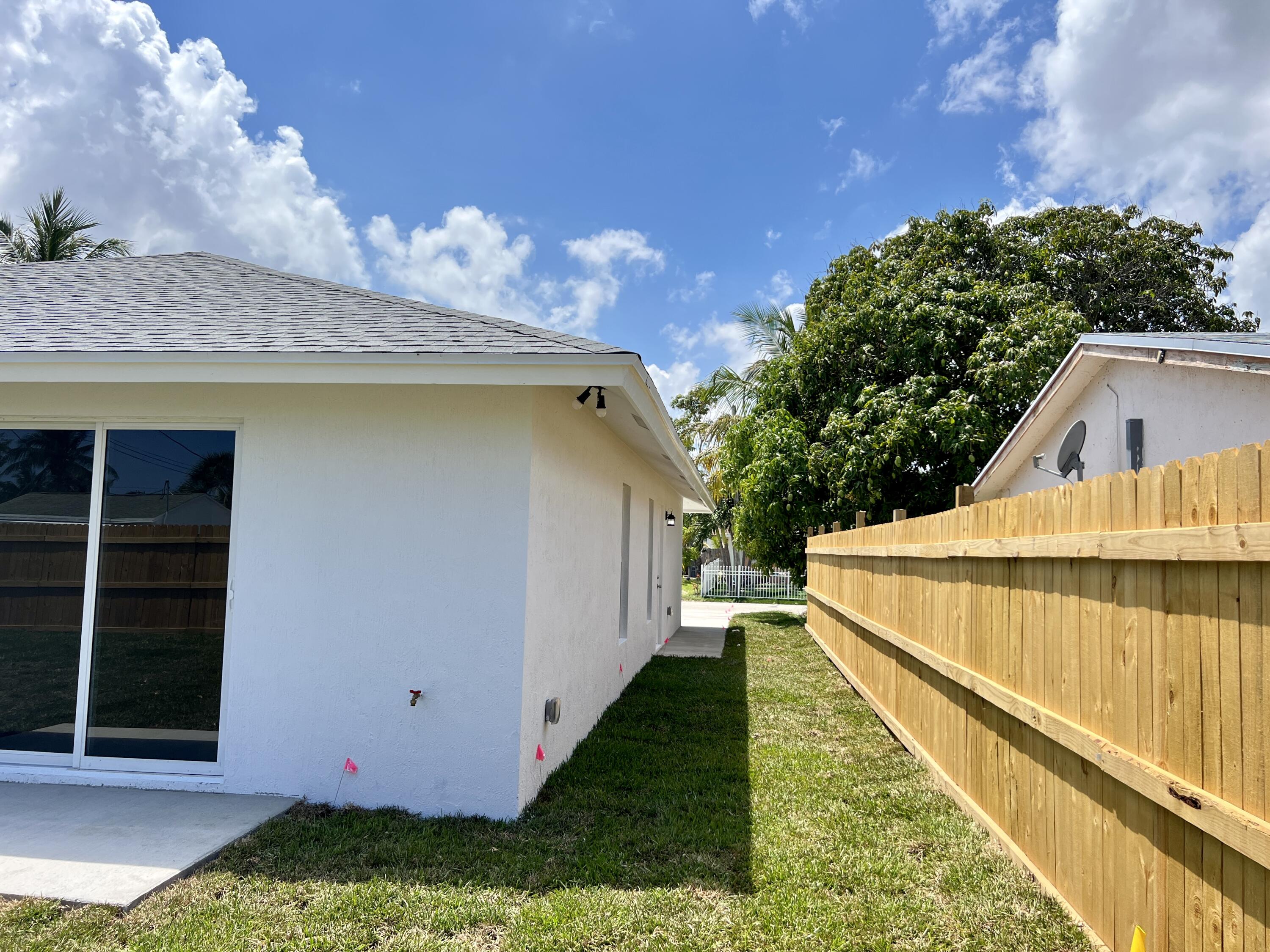 7838 Terrace Road Lake Worth, FL 33462 - Photo 49 of 61 DJI_20230423_140516_419