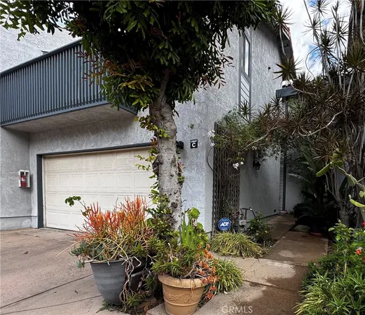 $640,000 | 20607 Roscoe Boulevard, Unit C, Winnetka, CA 91306