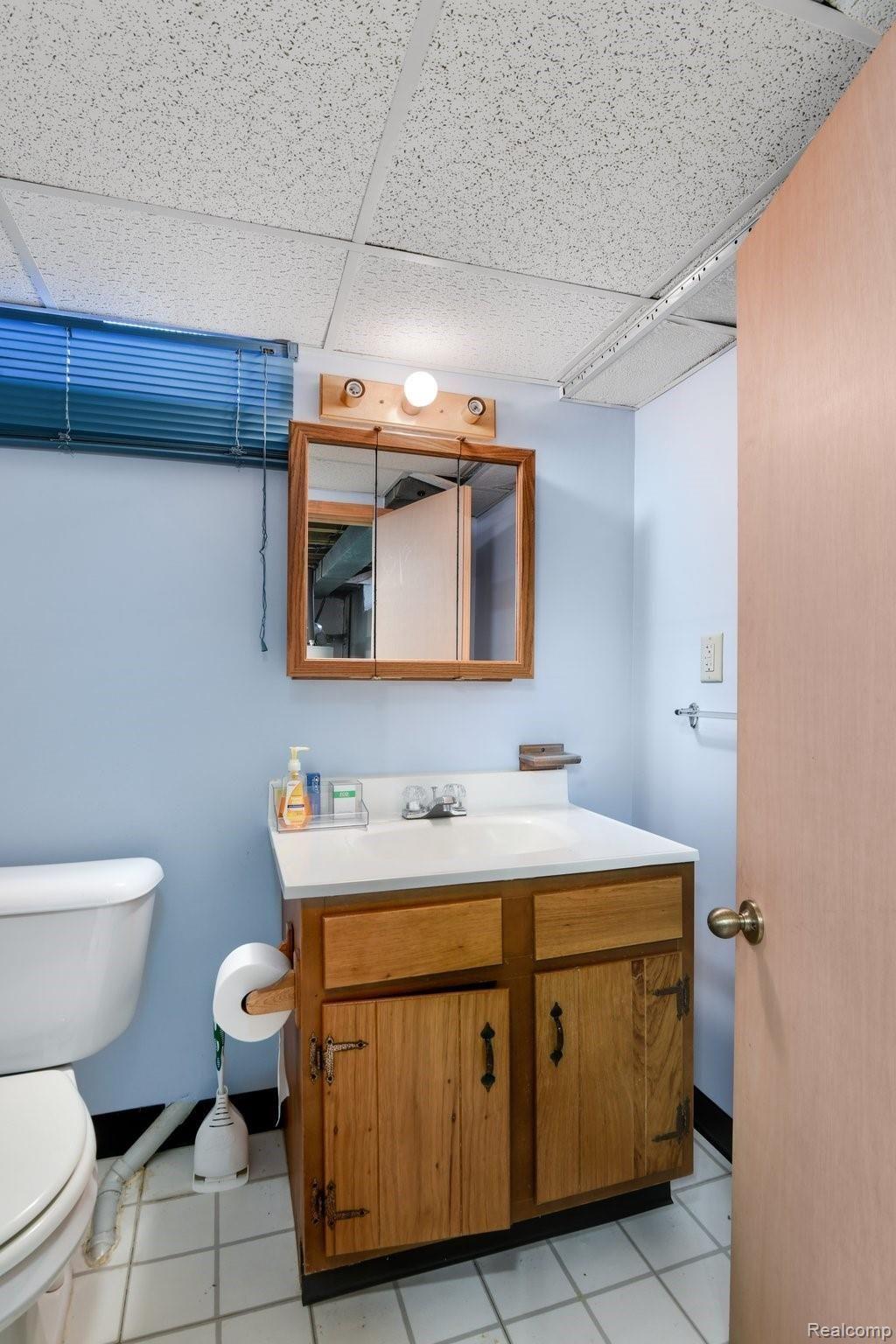 19310 Lahser Road Detroit, MI 48219 - Photo 17 of 25 Gallery Image 17