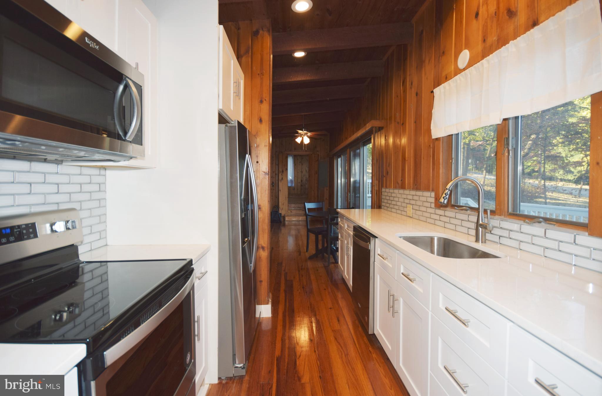 31 Pocahontas Road Front Royal, VA 22630 - Photo 12 of 29 Kitchen