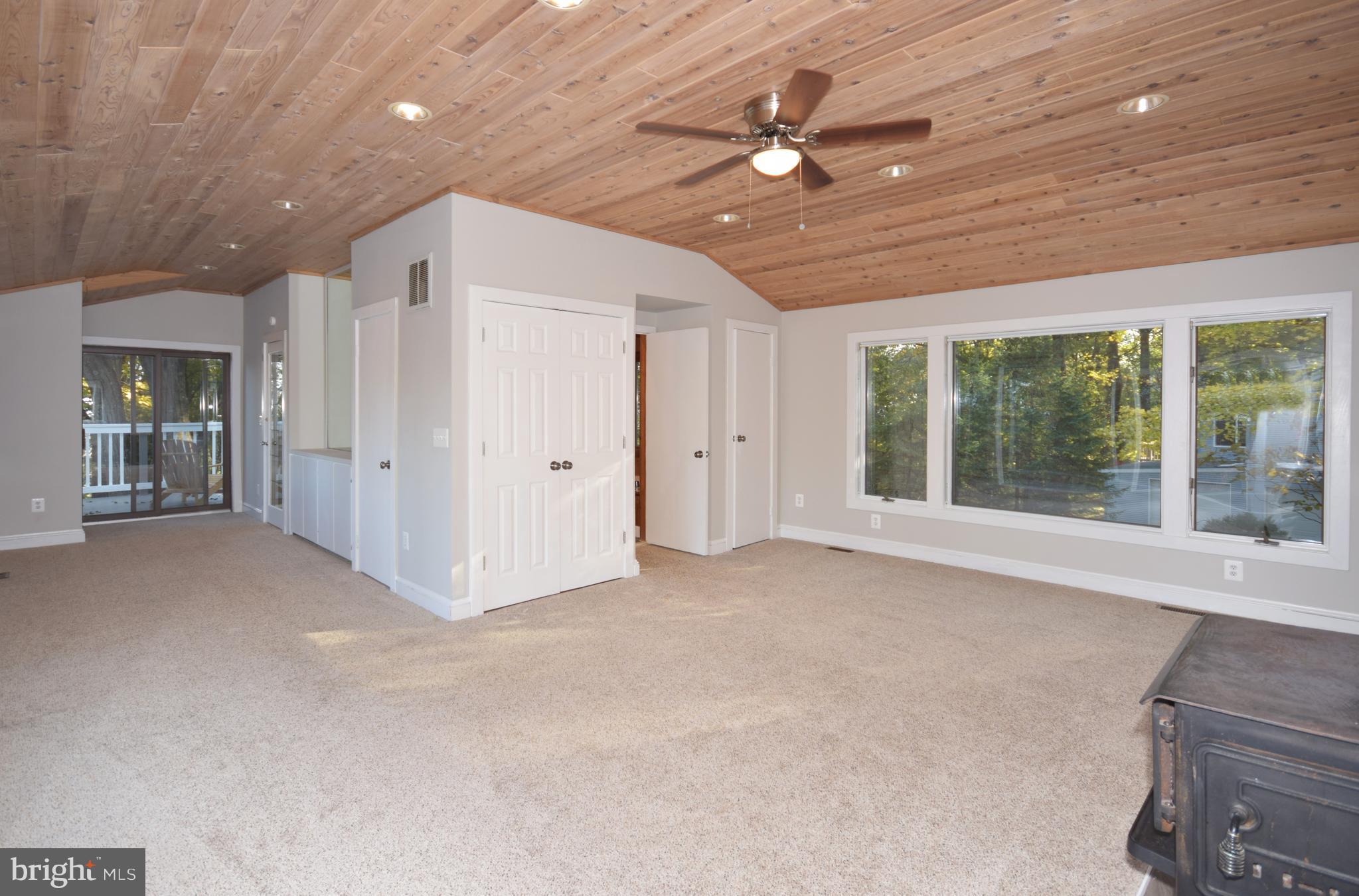31 Pocahontas Road Front Royal, VA 22630 - Photo 20 of 29 Bedroom (Master)