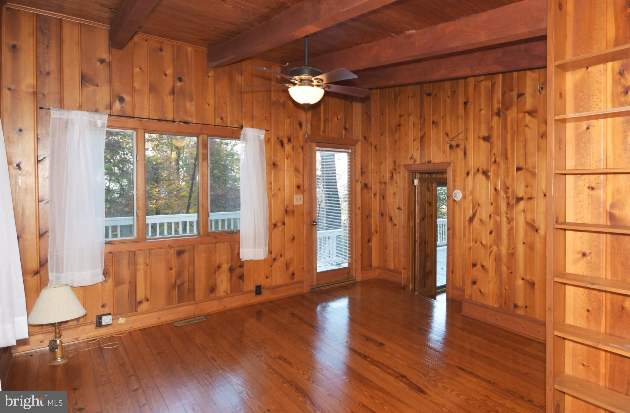 31 Pocahontas Road Front Royal, VA 22630 - Photo 9 of 29 Bedroom (Master)